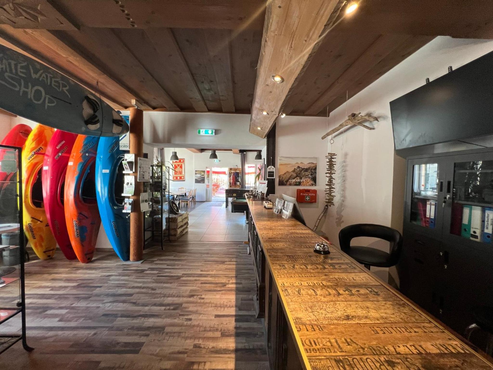 Freelife Guesthouse
