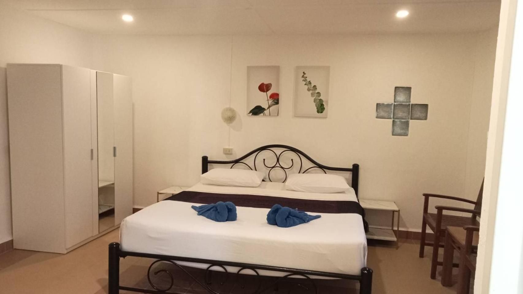 Lanta Island Resort