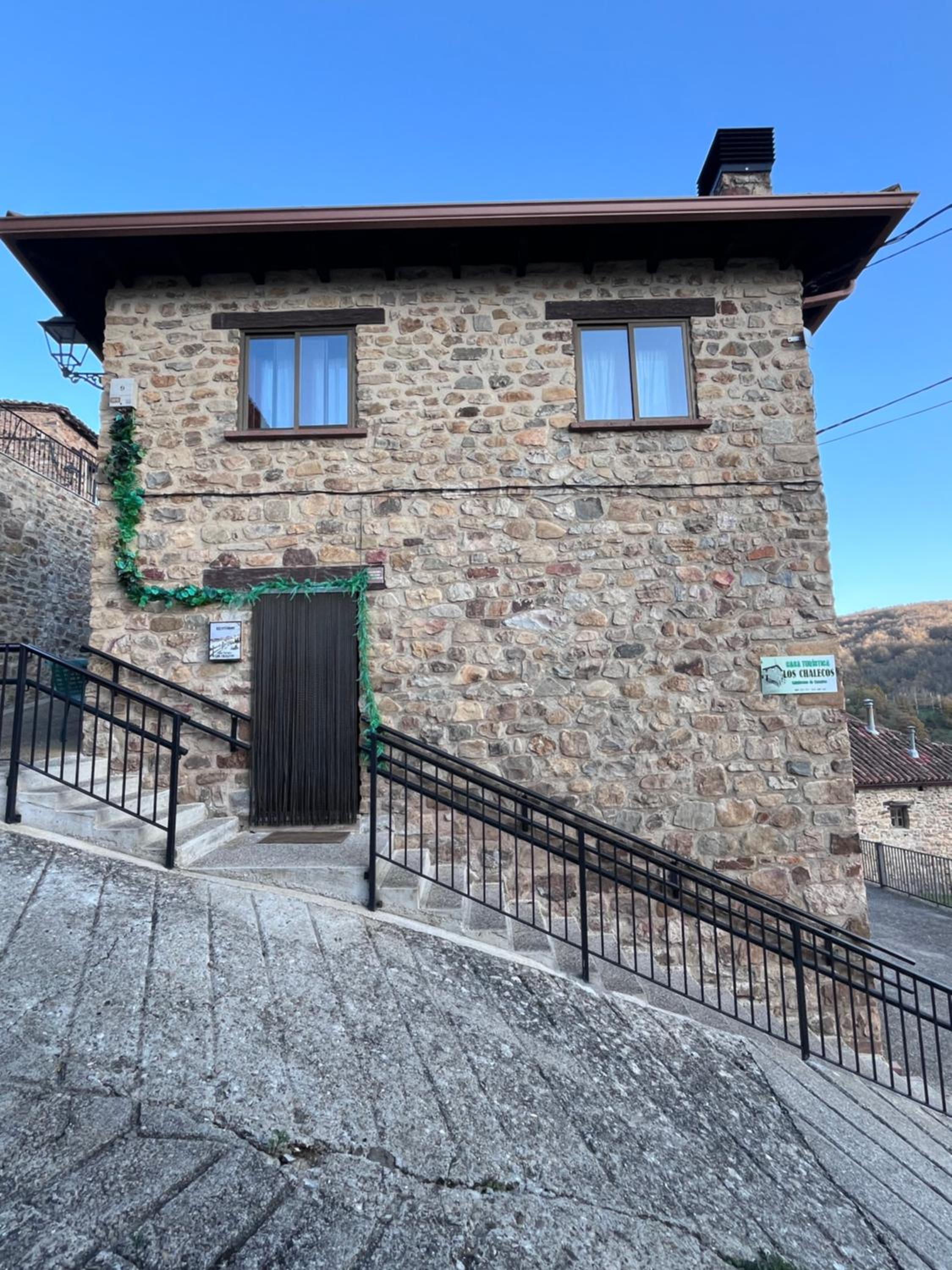 Casa turística ''Los chaleco'' en Lumbreras con terraza privada. view 3