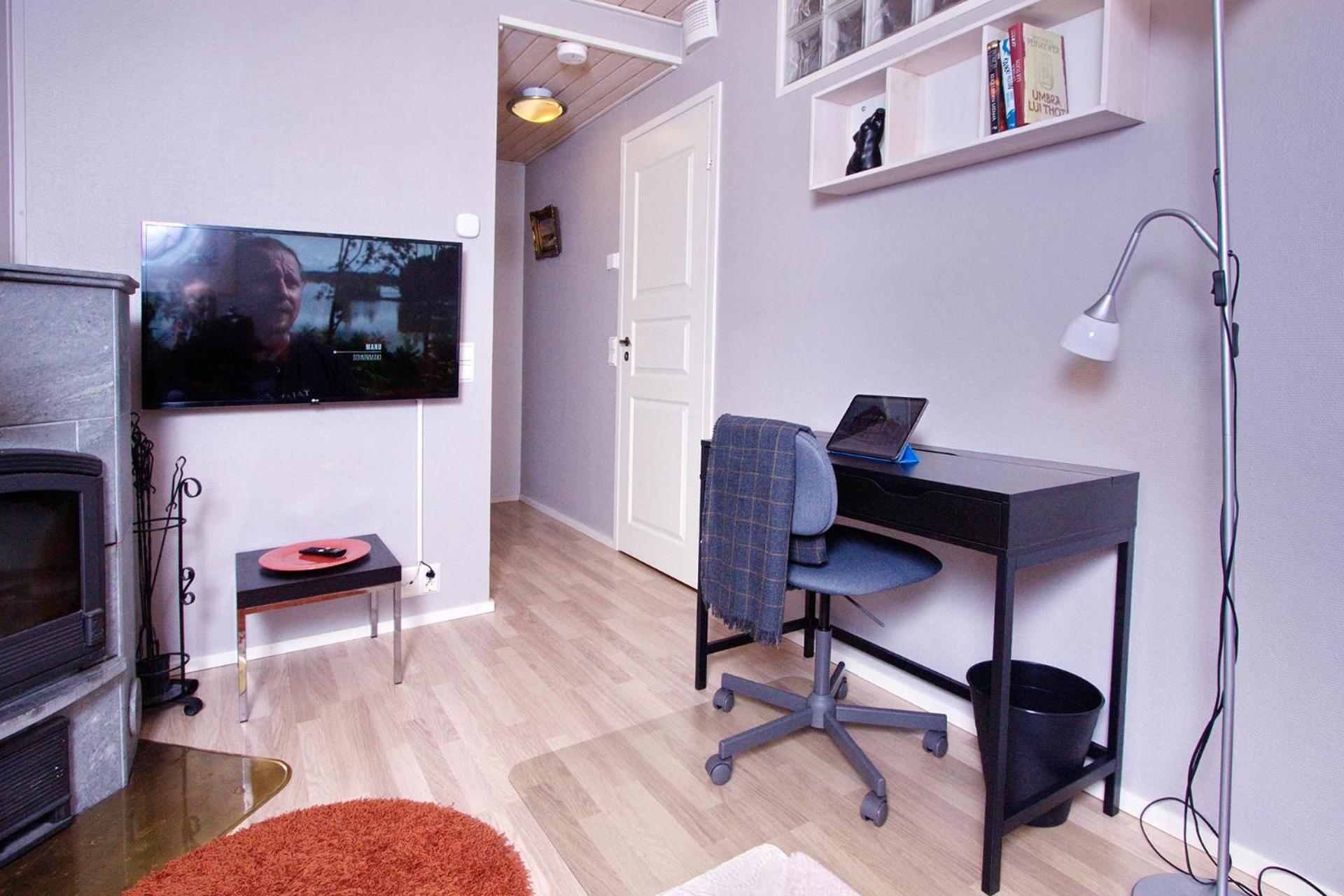 Photo 12