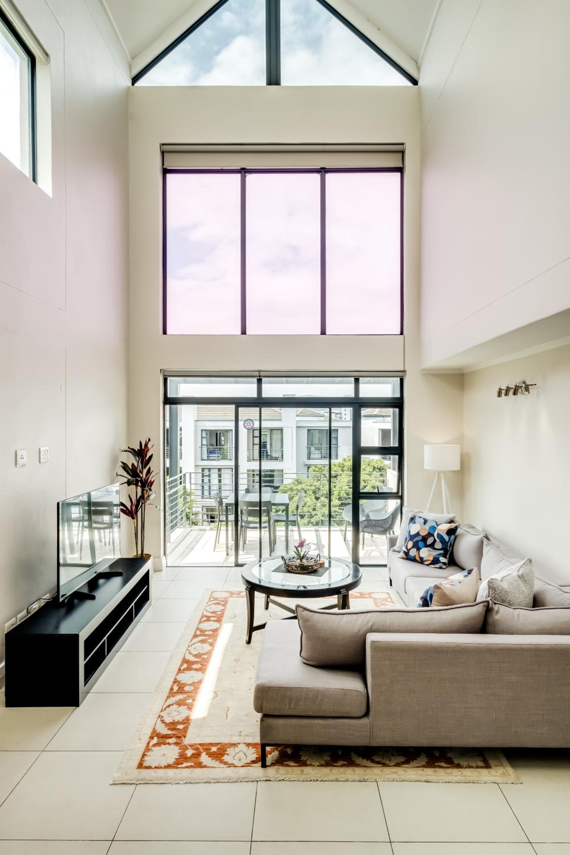 Belina - Quayside Premier Penthouse view 2