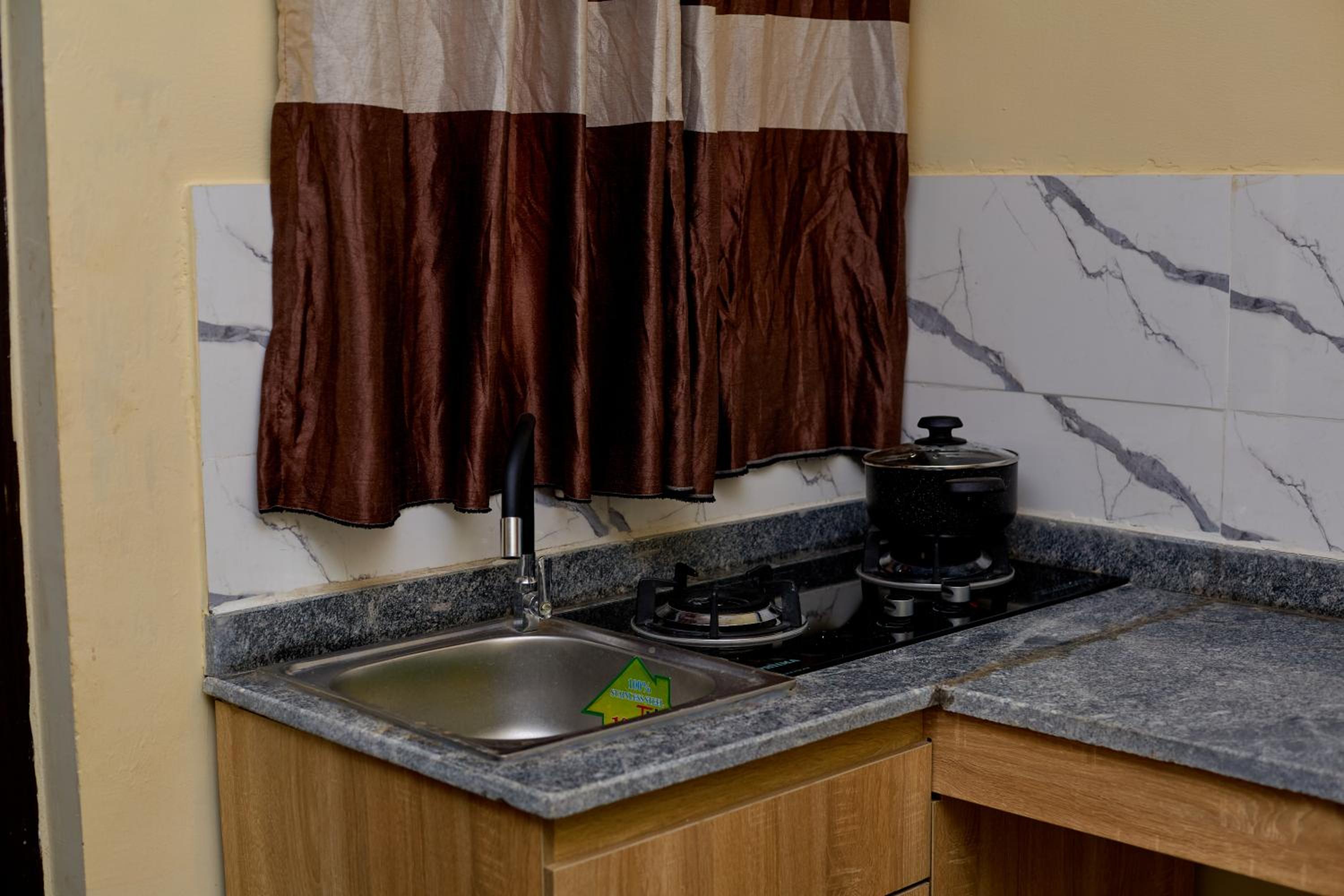 Builders Homes and Apartments