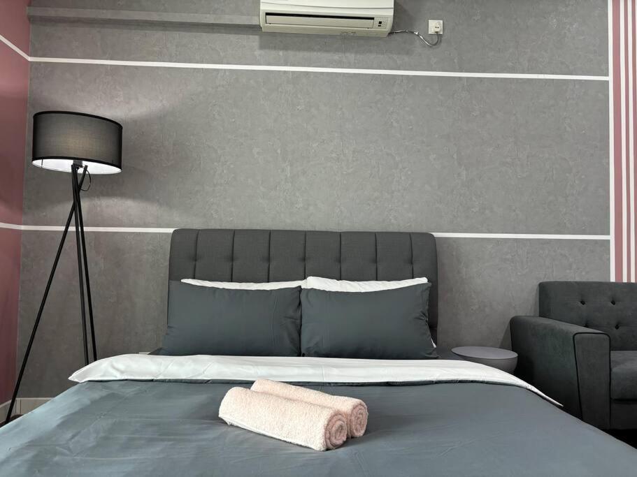 Mount Austin #Akademik Suite Stylish 1-2Pax