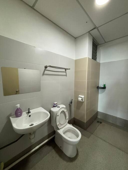 Mount Austin #Akademik Suite Stylish 1-2Pax