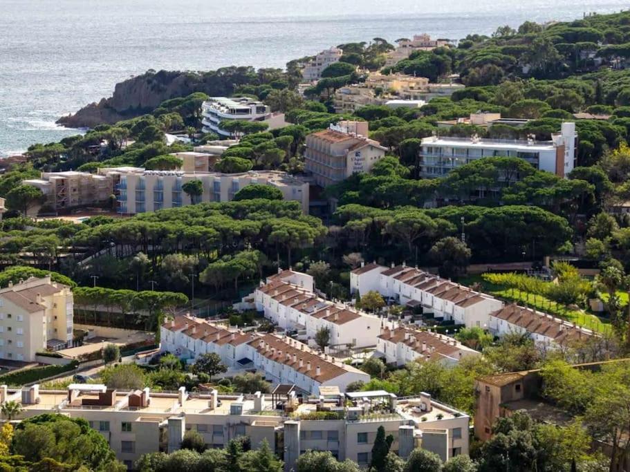 Winahost Costa Brava Sa Caleta