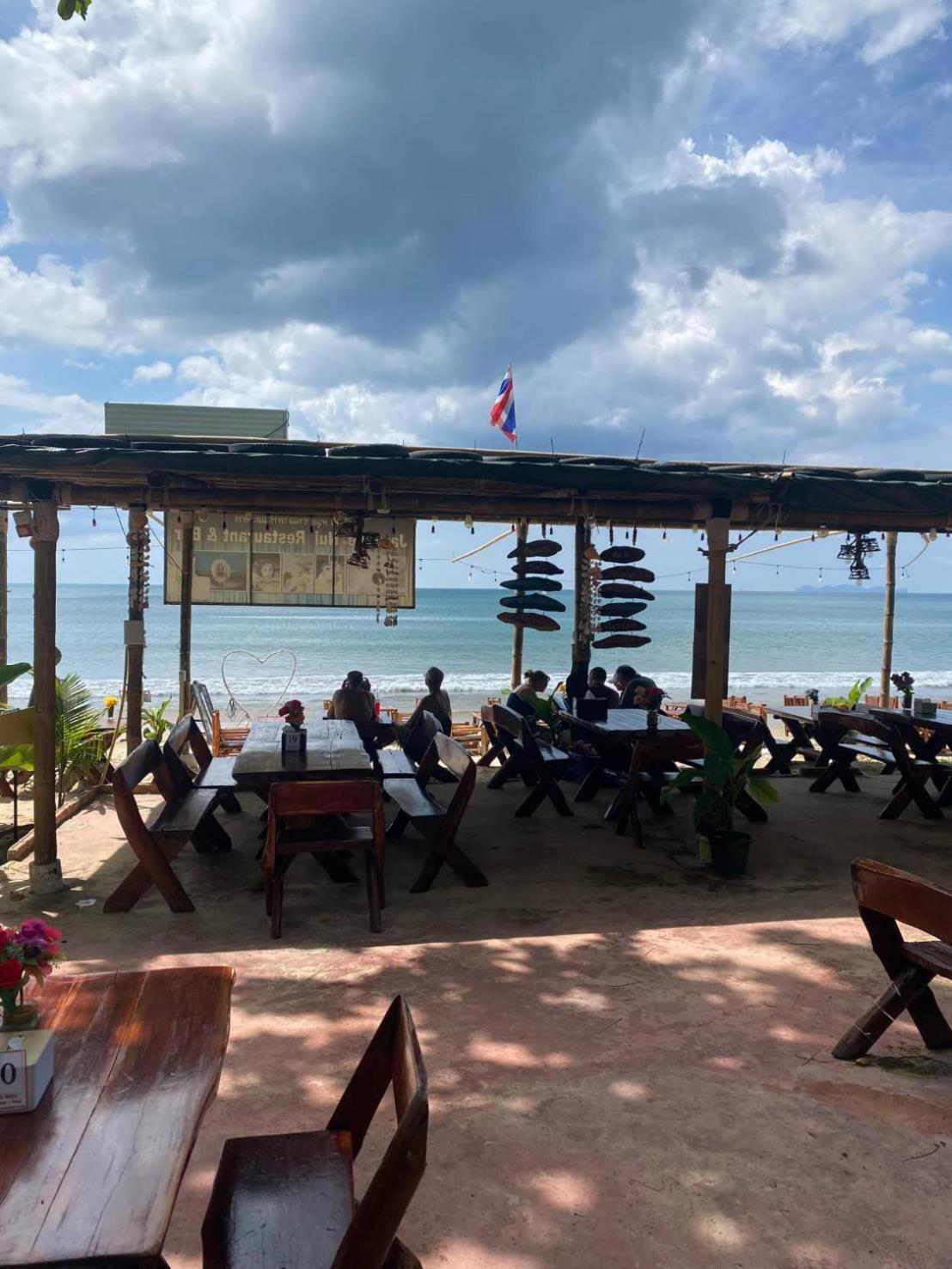 Lanta Island Resort