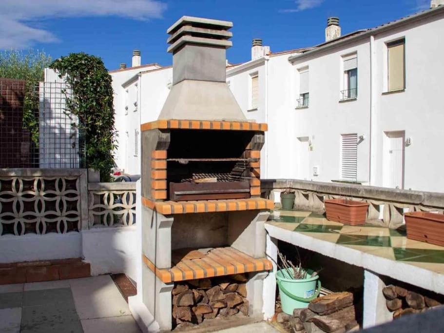 Winahost Costa Brava Sa Caleta
