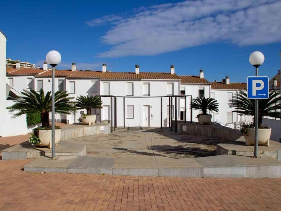 Winahost Costa Brava Sa Caleta