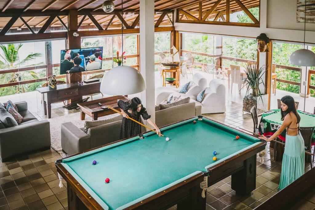 Casa alto padrão com surpreendente vista ao oceano