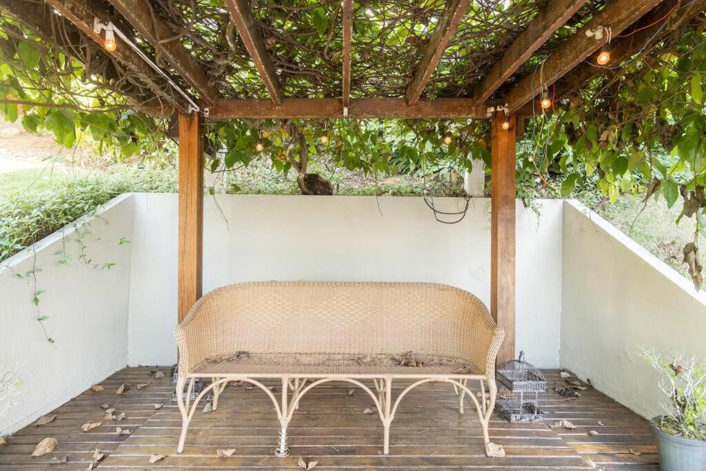 Casa alto padrão com surpreendente vista ao oceano