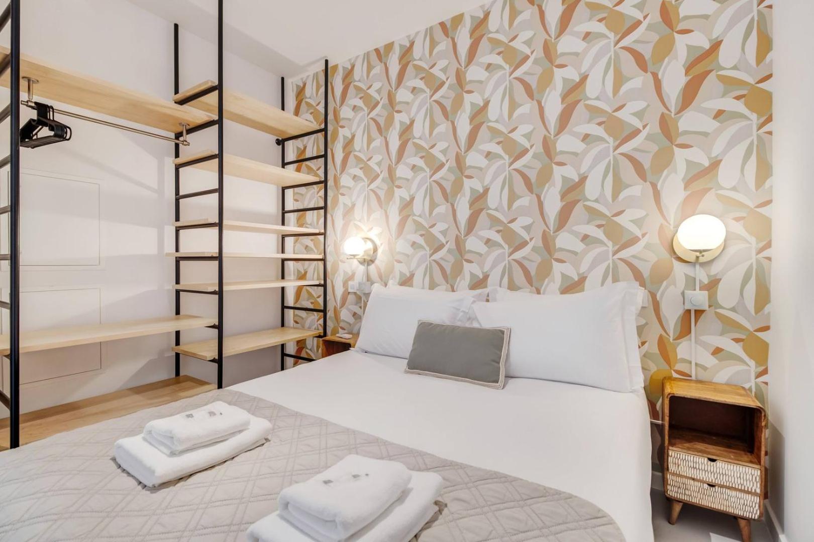 Cosy 1BR renovated - heart of Santos | By Airnest view 2