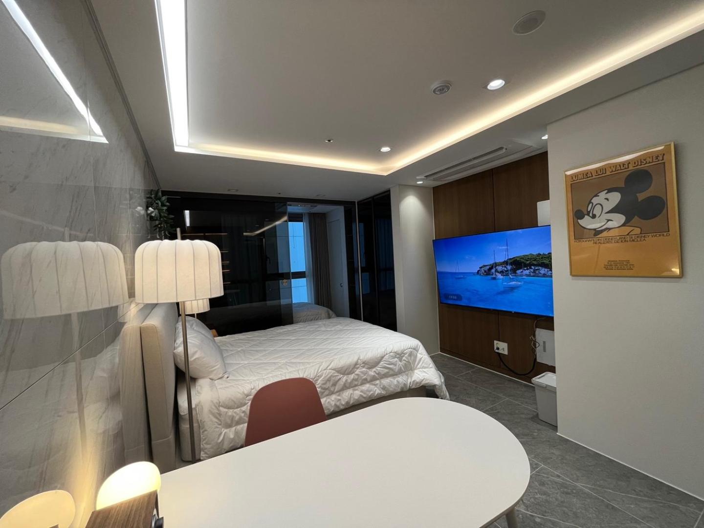Gangnam Luxury House