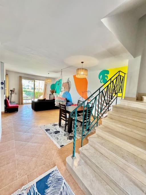 5BRs beachside Beach Access Cozy vibes Y10