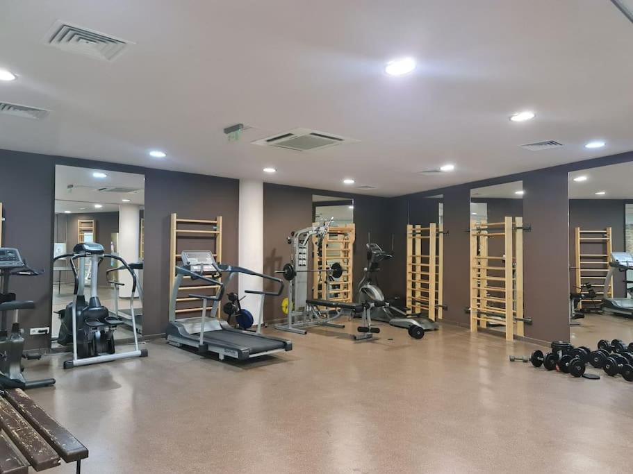 2 Bdr Garden Apt with Spa near Ski and Golf