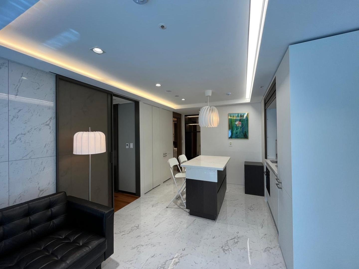 Gangnam Luxury House