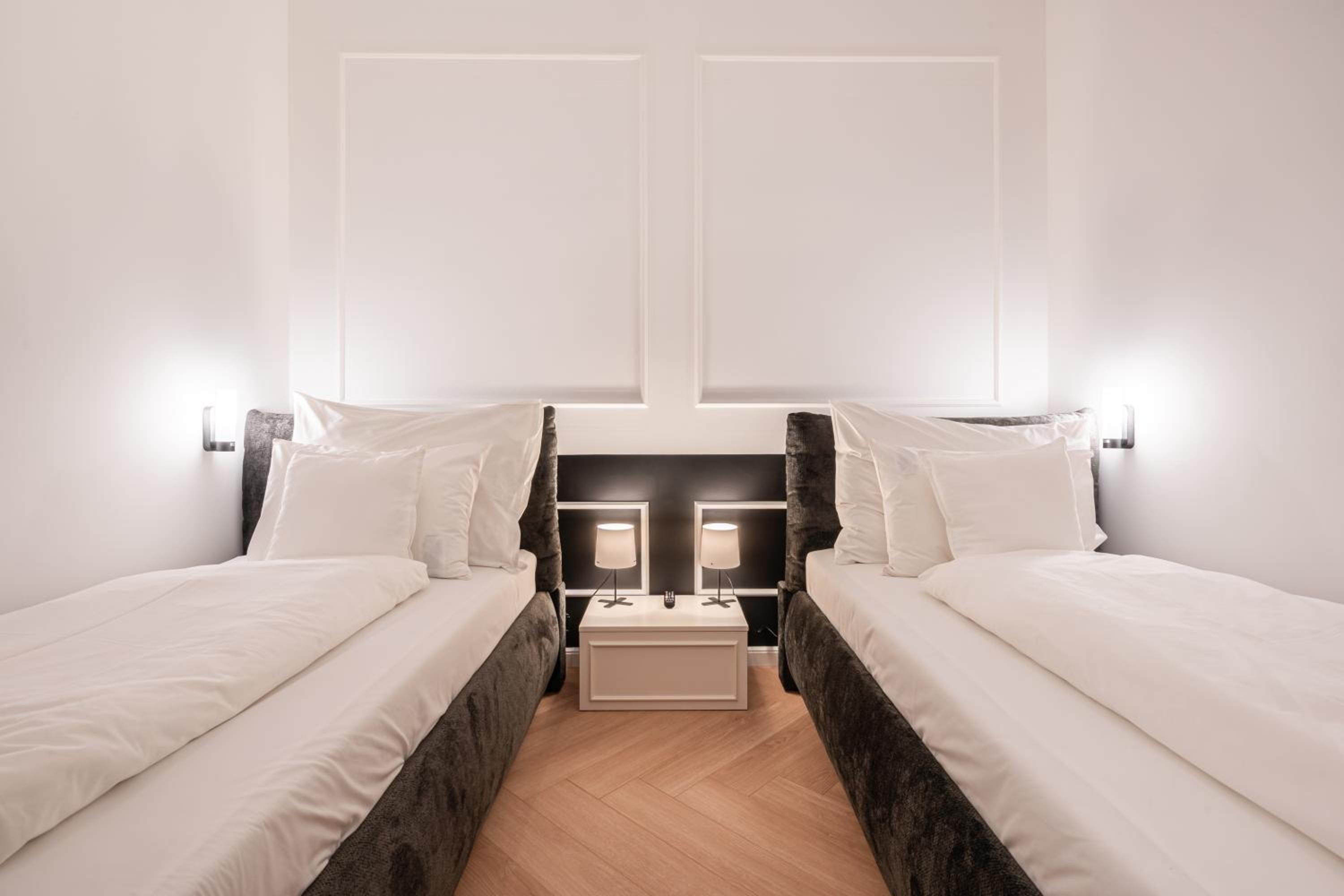 Prestige Elegant 3-BDR Apartment
