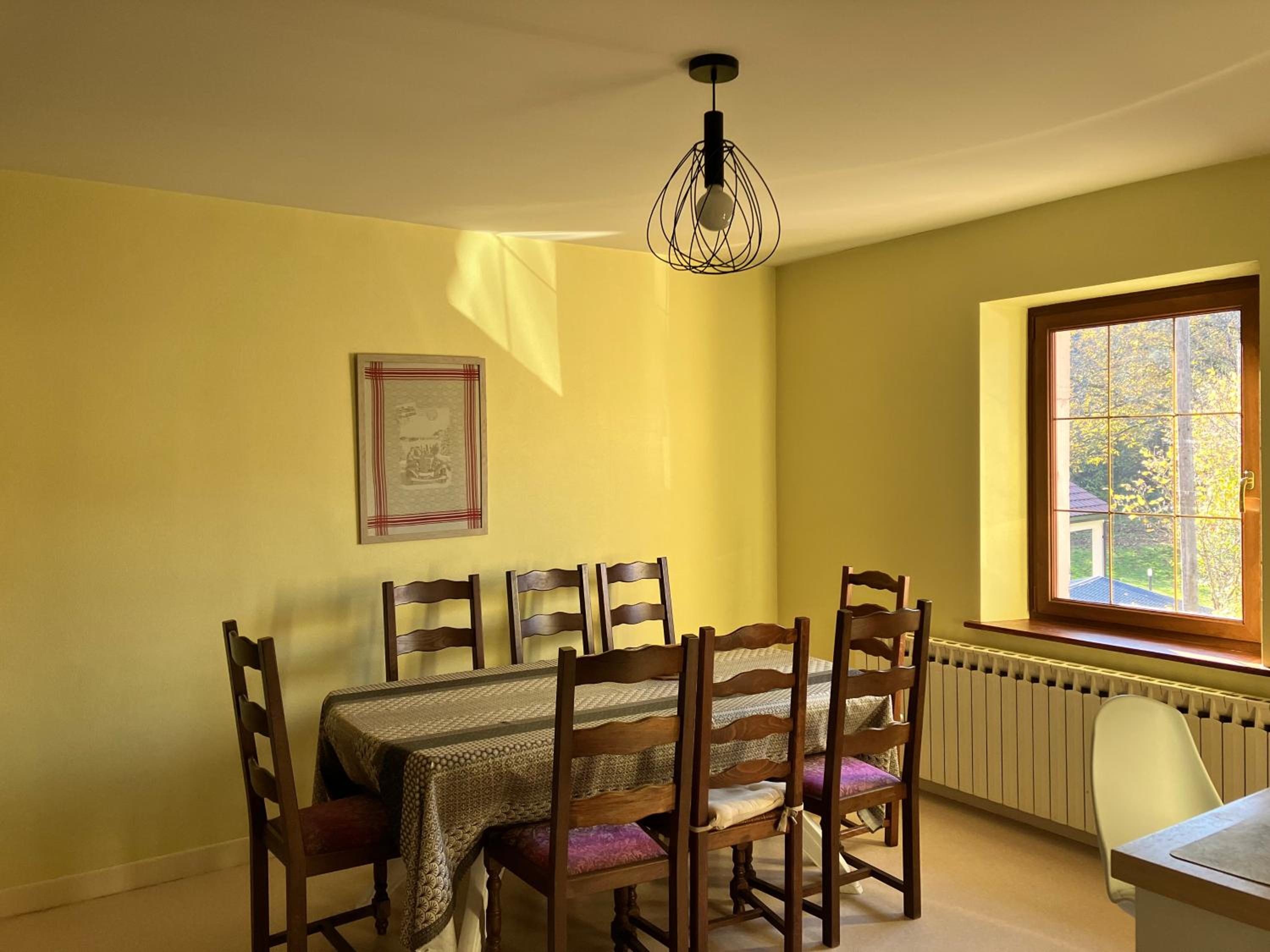 Gîte spacieux 8 personnes - Saint Joseph des Bruyères 1814