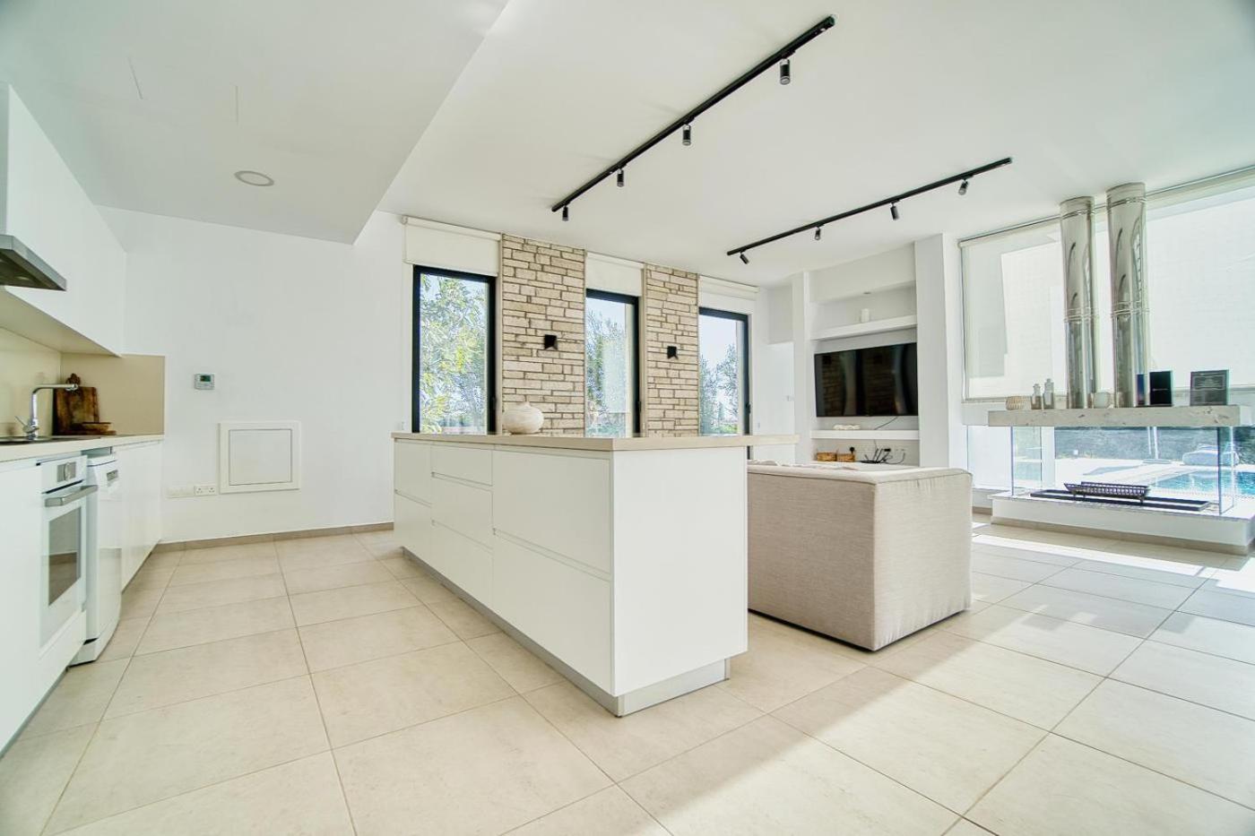 Luxury Oasis Villa