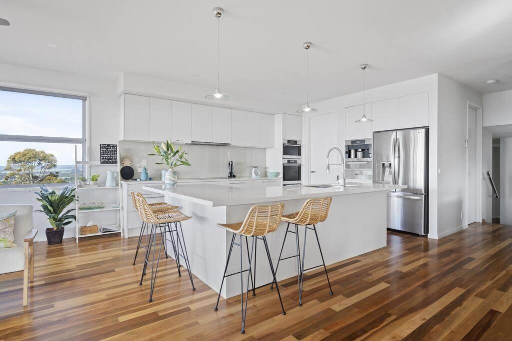 Modern Bay View Sanctuary Escape
