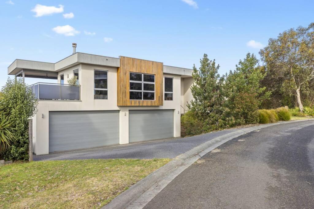 Modern Bay View Sanctuary Escape