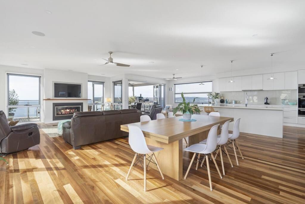 Modern Bay View Sanctuary Escape