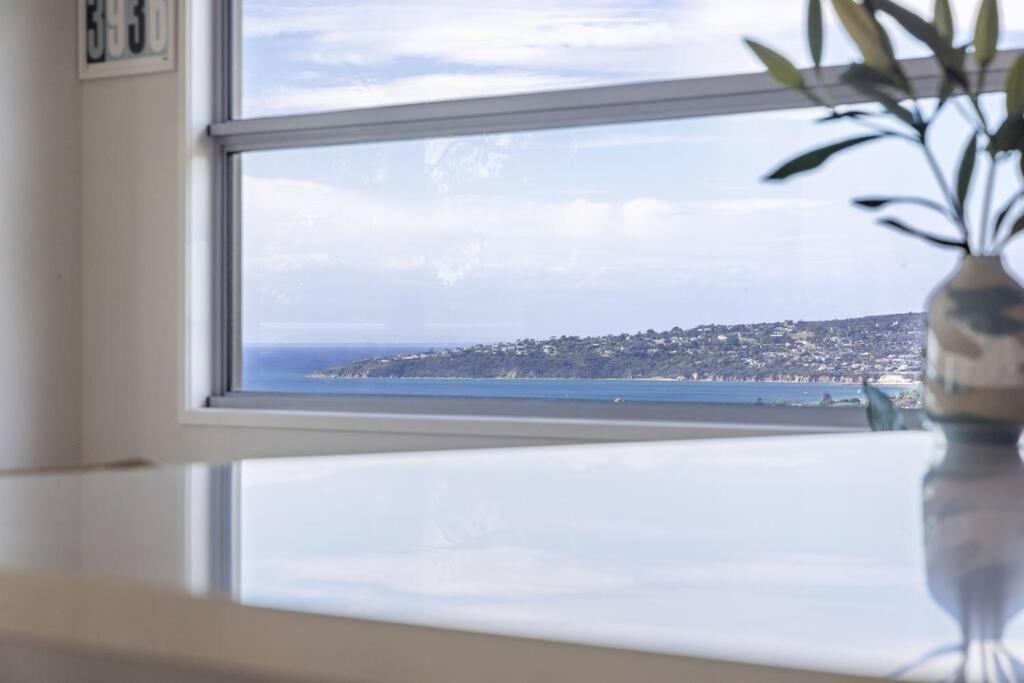 Modern Bay View Sanctuary Escape