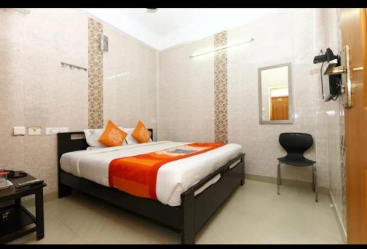 SMS GRAND inn