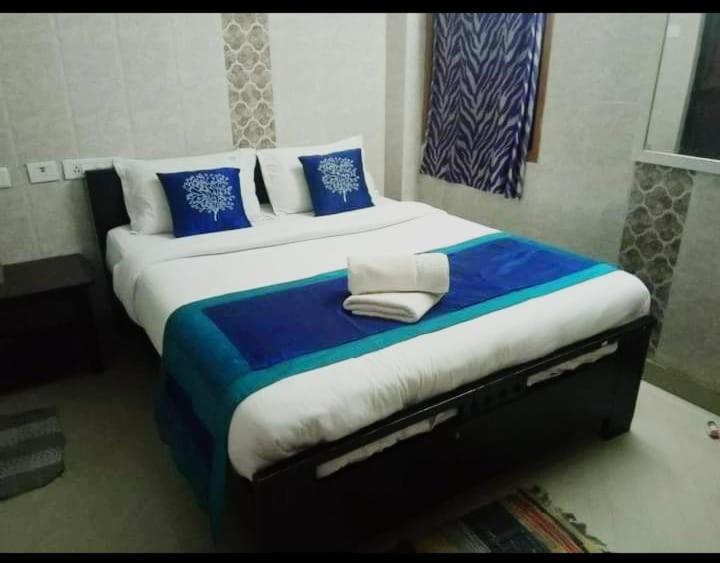 SMS GRAND inn