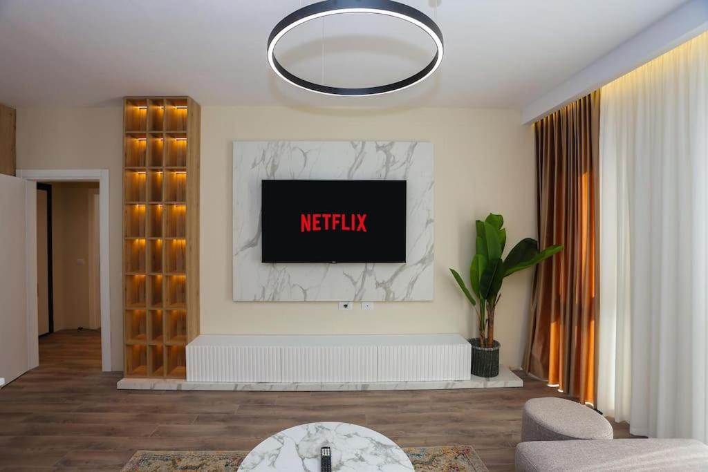 Vala Apartment near park photo 2