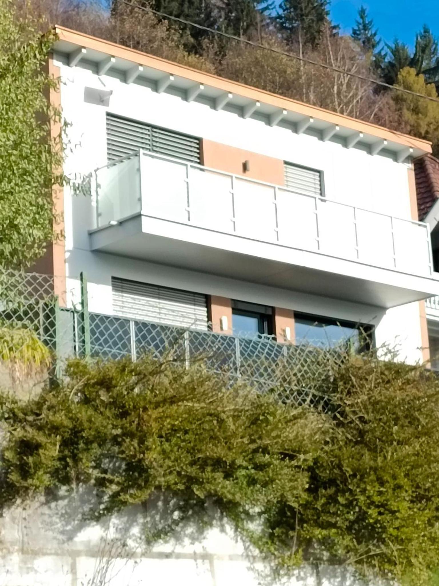 HET Lounge