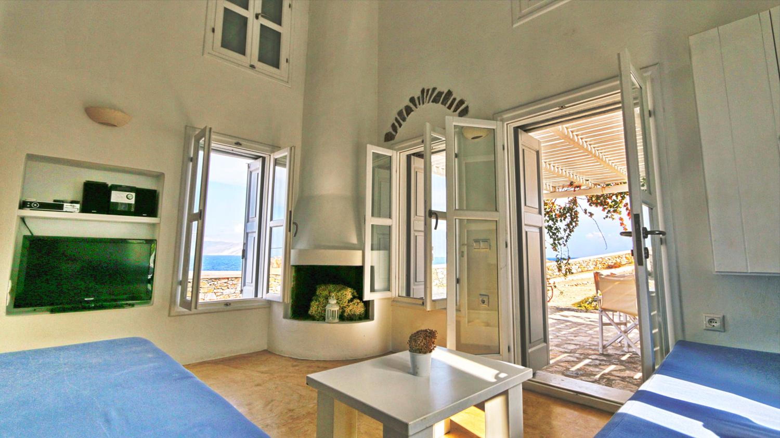 Folegandros Villas Aspropounta Double Room Beachfront photo 4