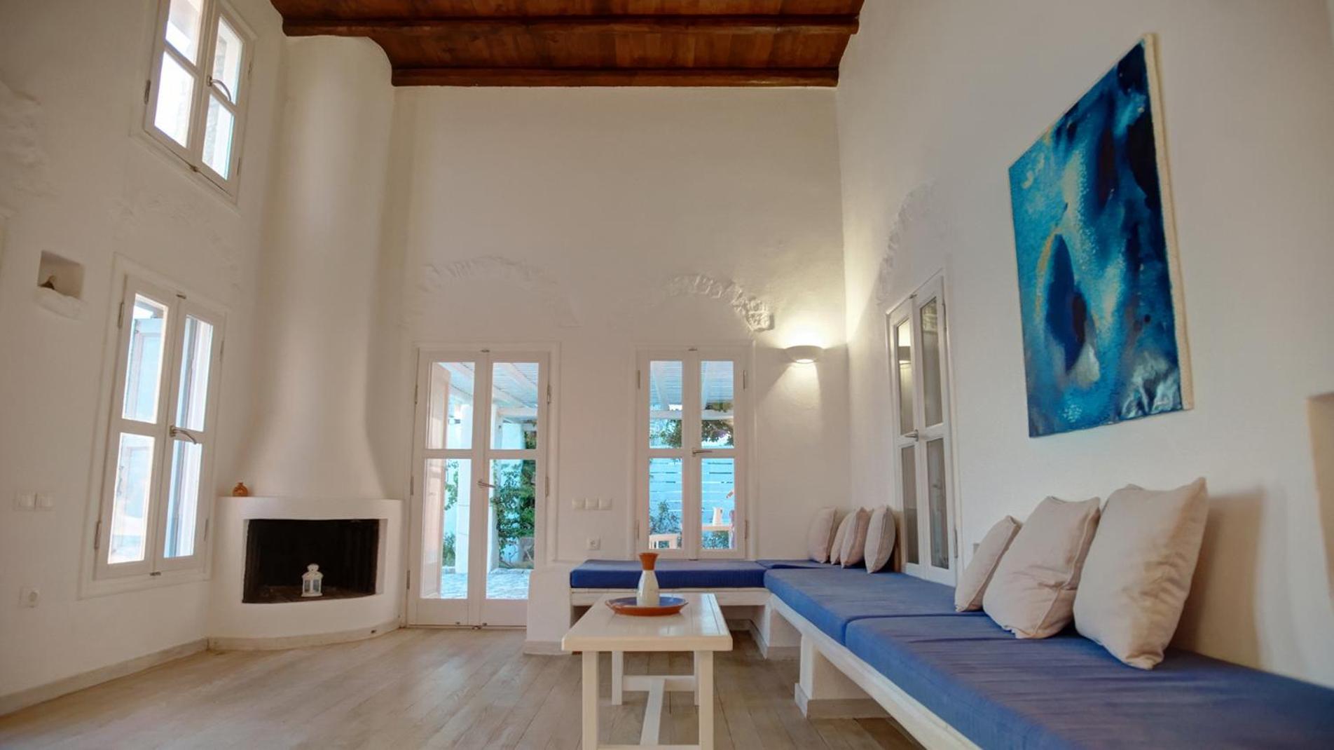 Folegandros Villas Aspropounta Double Room Beachfront