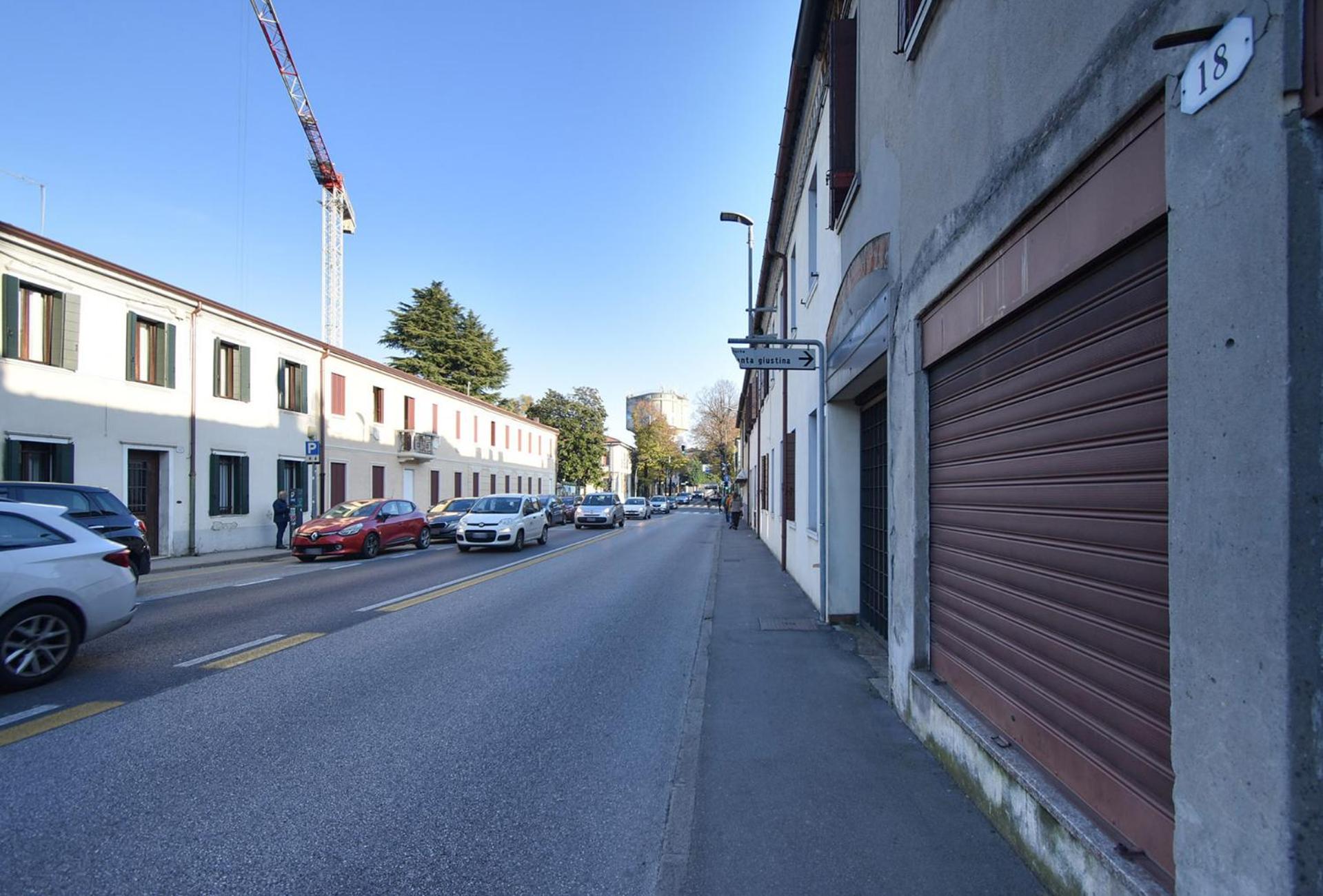 Welc-ōM Near Sant'Antonio Free Parking view 2