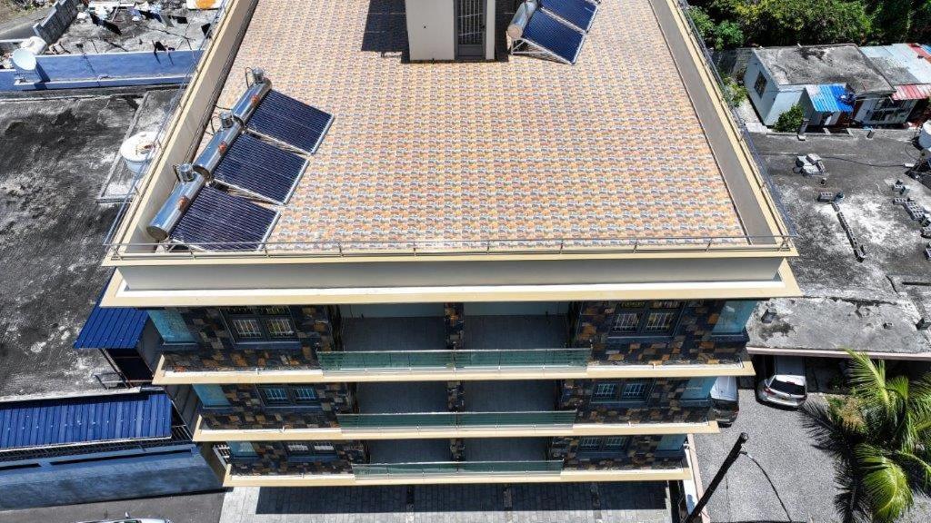 U & S Luxury Apartments Ltd photo 4