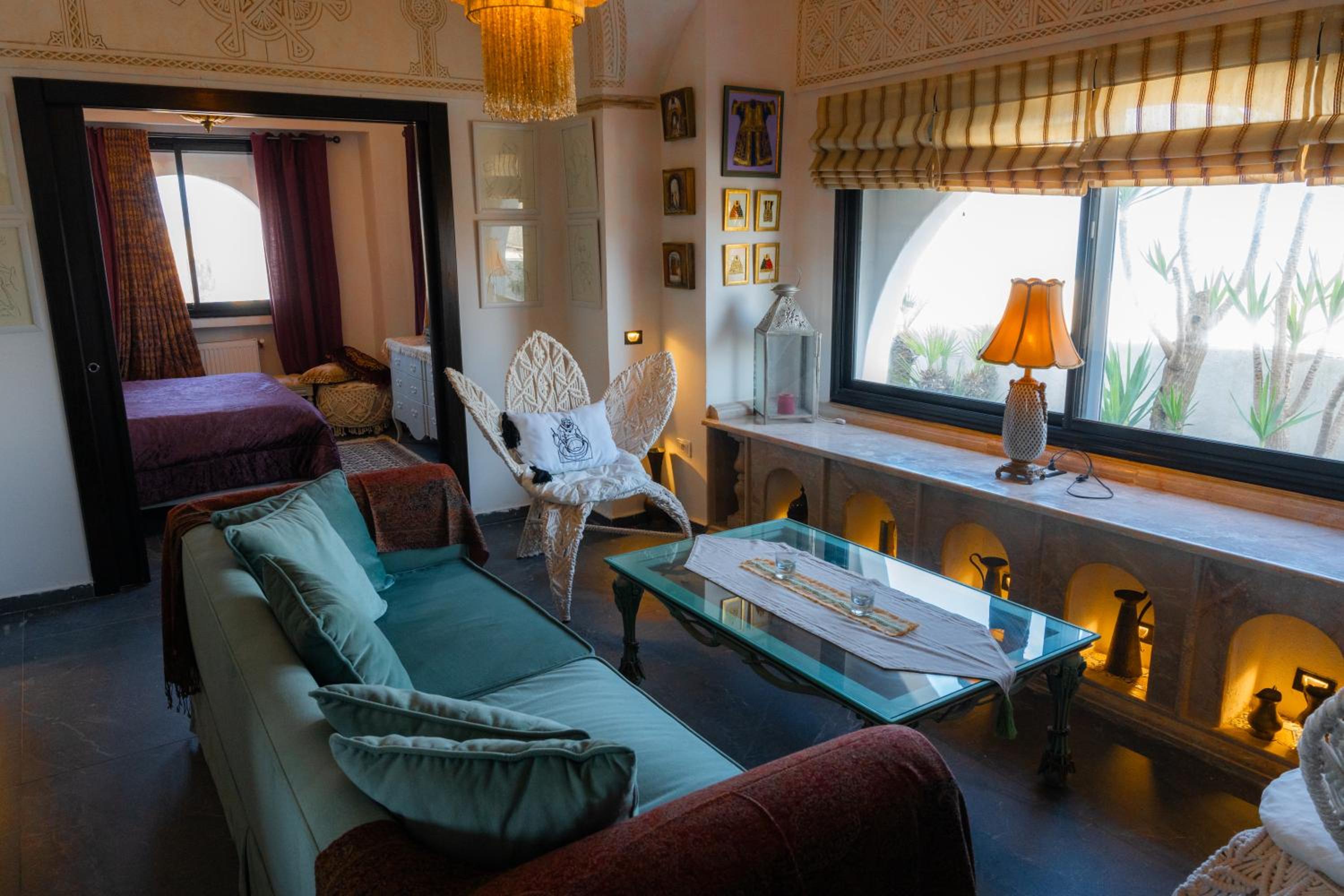 hotel room