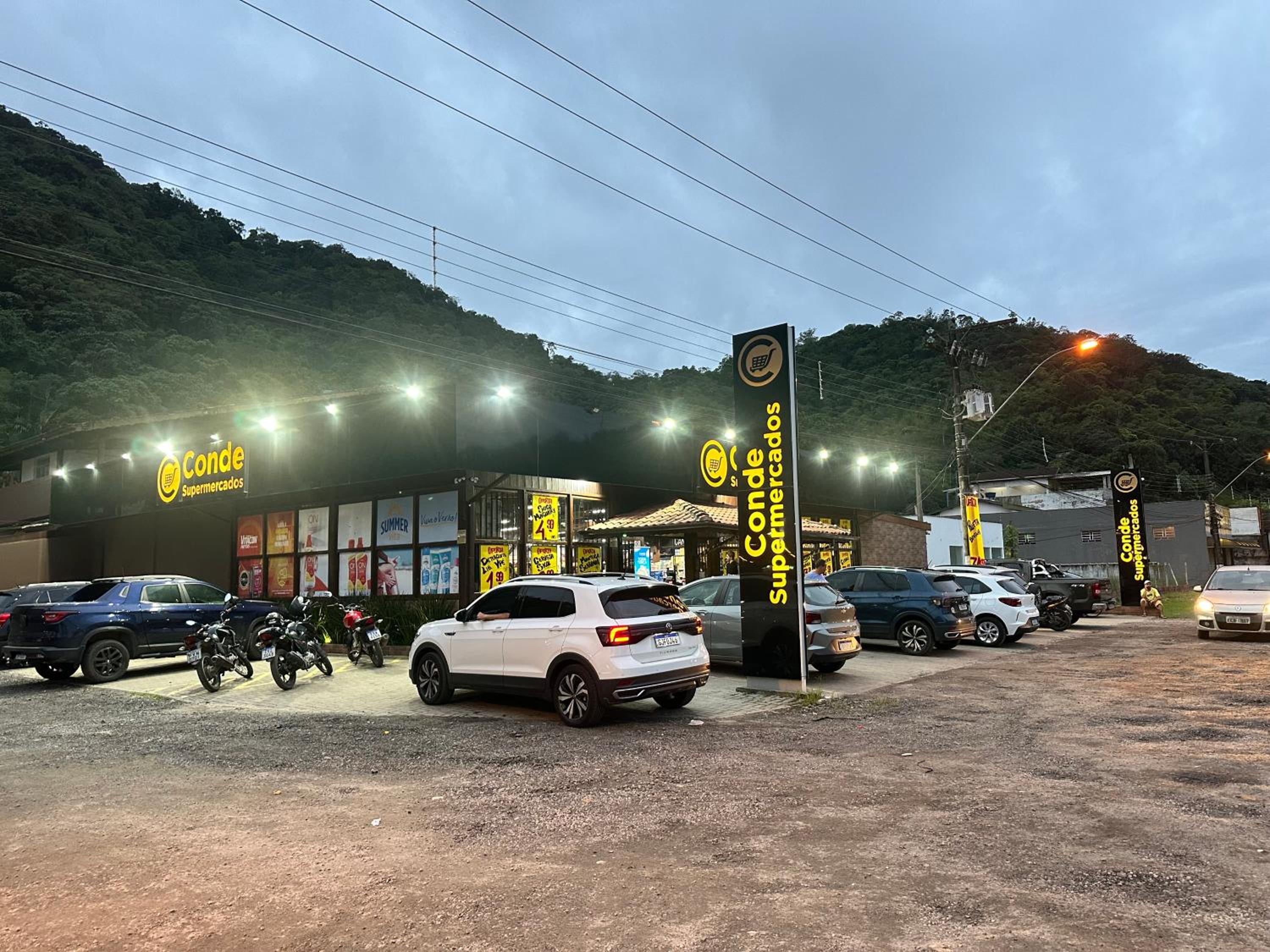 Casa a 300m da Praia Enseada Ubatuba