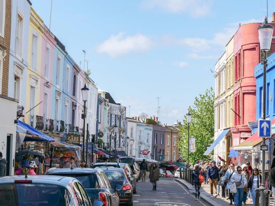 Stylish Portobello Road Two-Bed Flat
