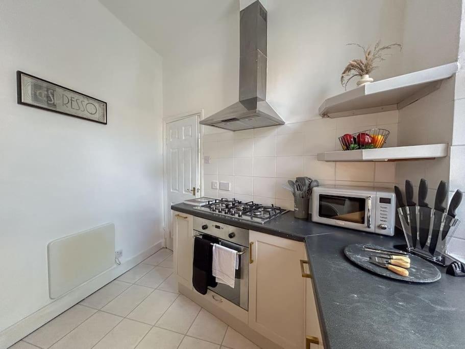 Stylish Portobello Road Two-Bed Flat