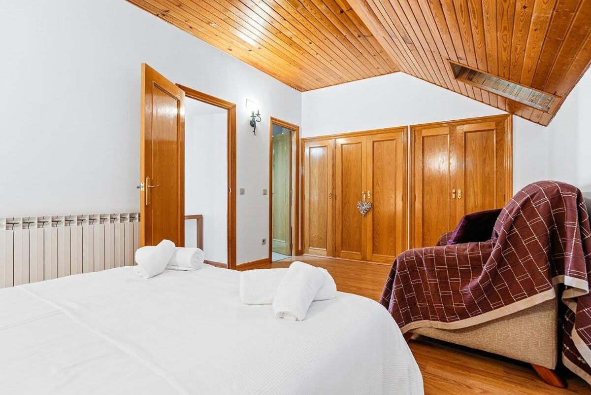 Casa Maite by Cardi Suit