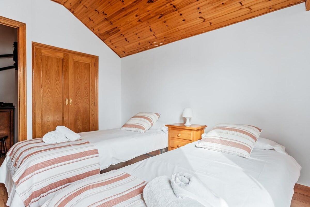 Casa Maite by Cardi Suit