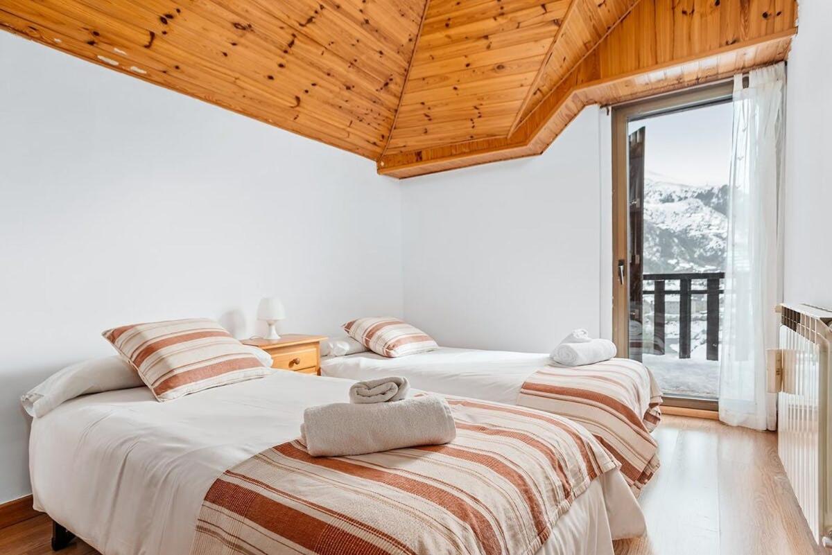 Casa Maite by Cardi Suit