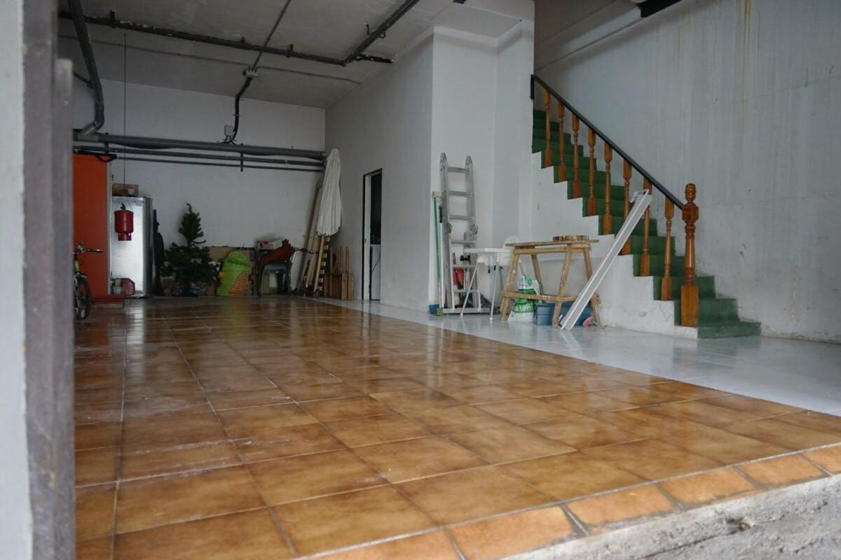 Casa Maite by Cardi Suit