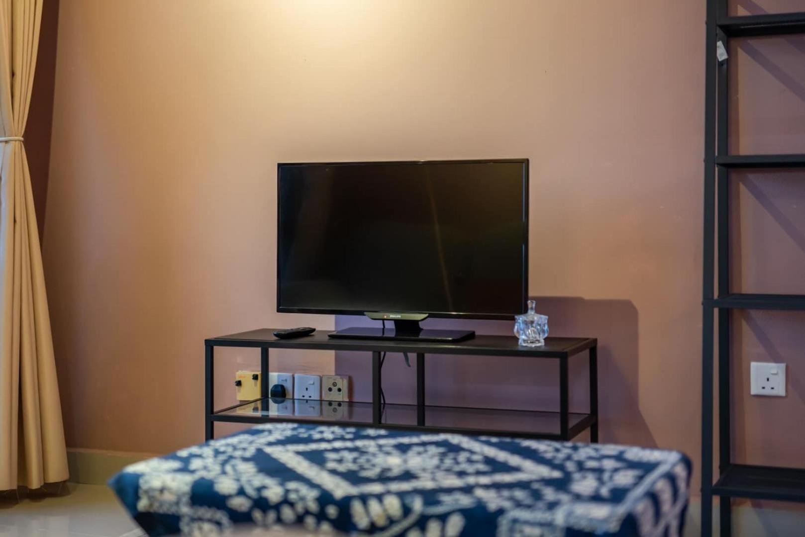 Stylish & Spacious 2BR at ARC Austin with Free Parking