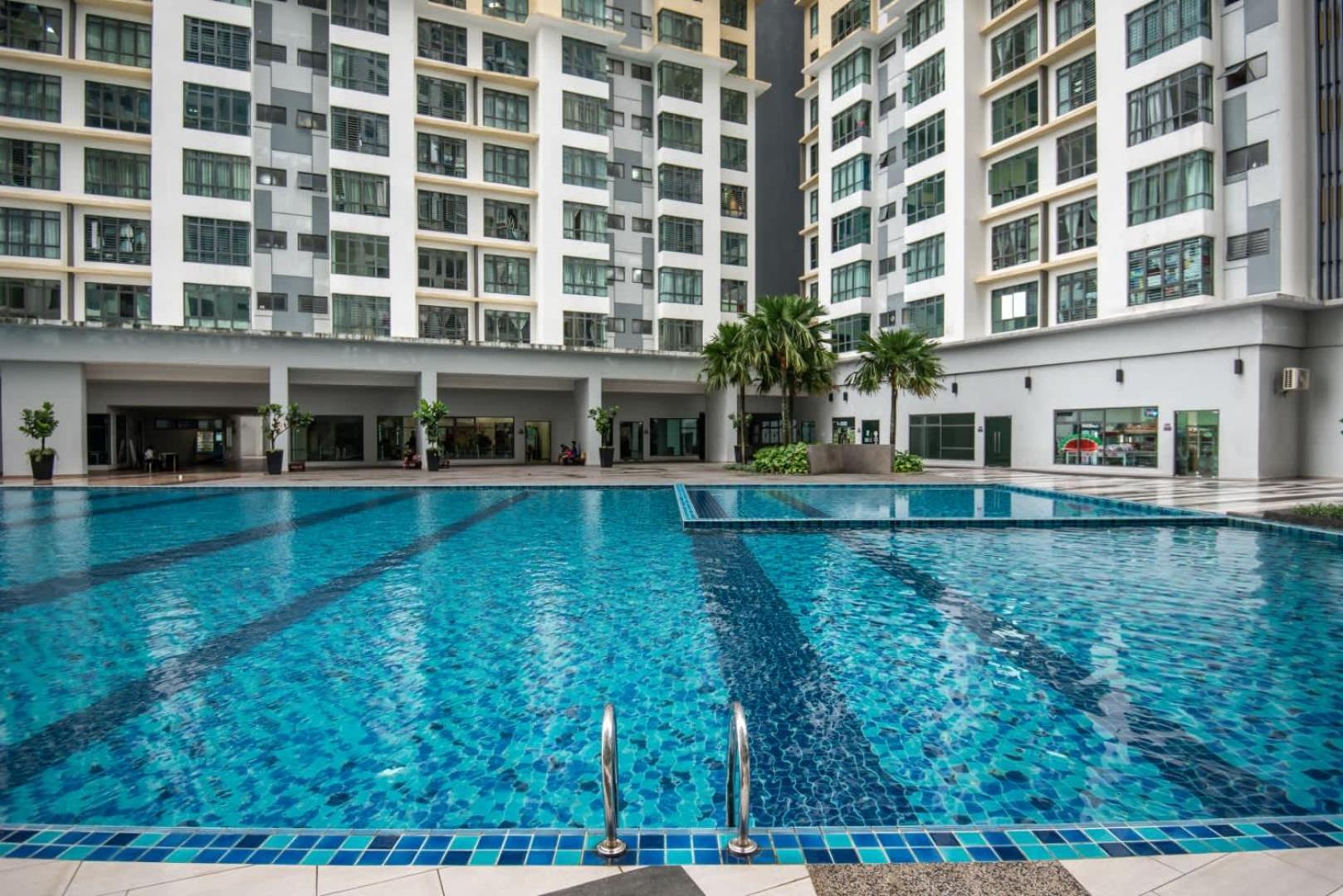 Stylish & Spacious 2BR at ARC Austin with Free Parking