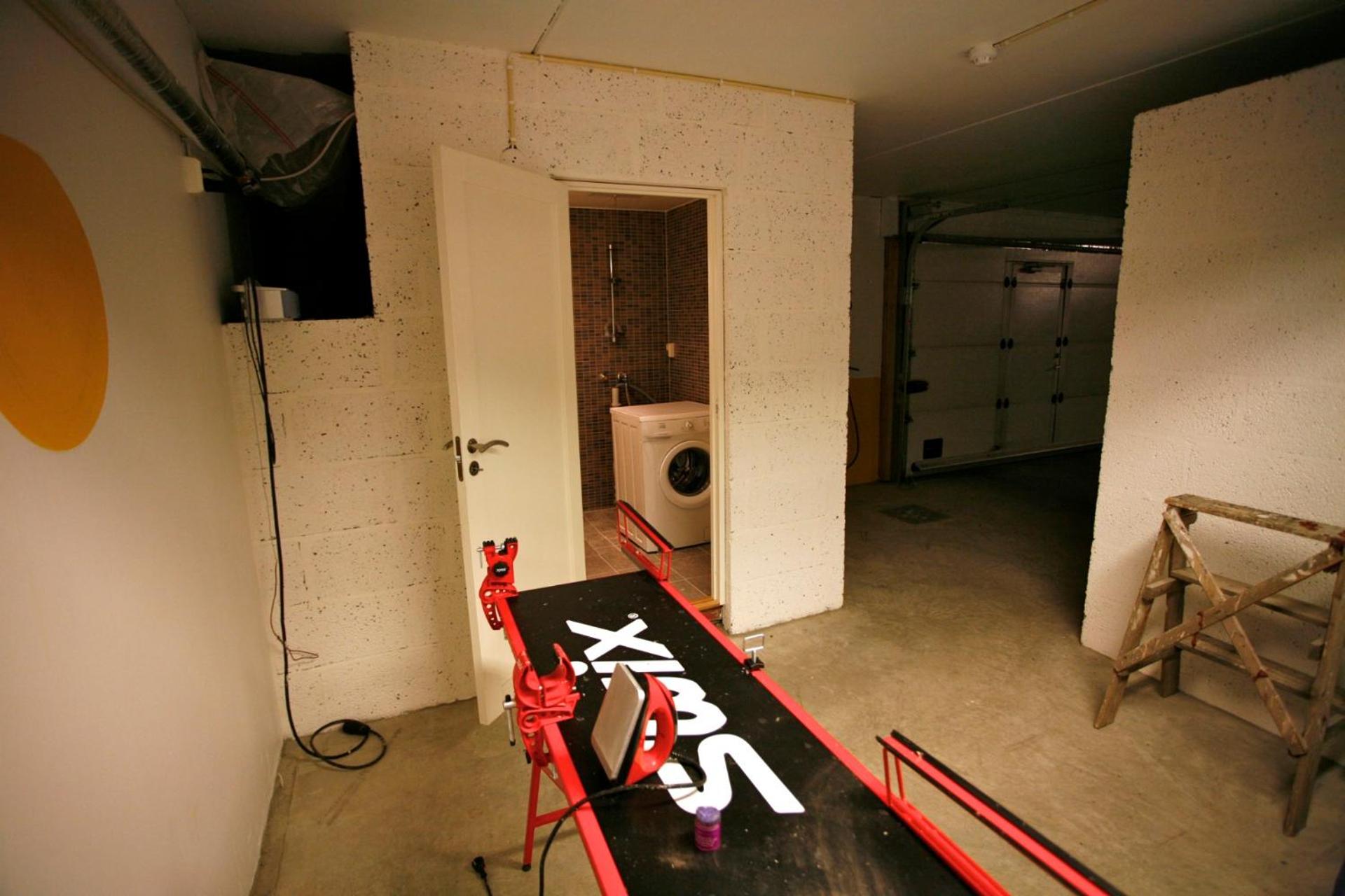 Photo 10