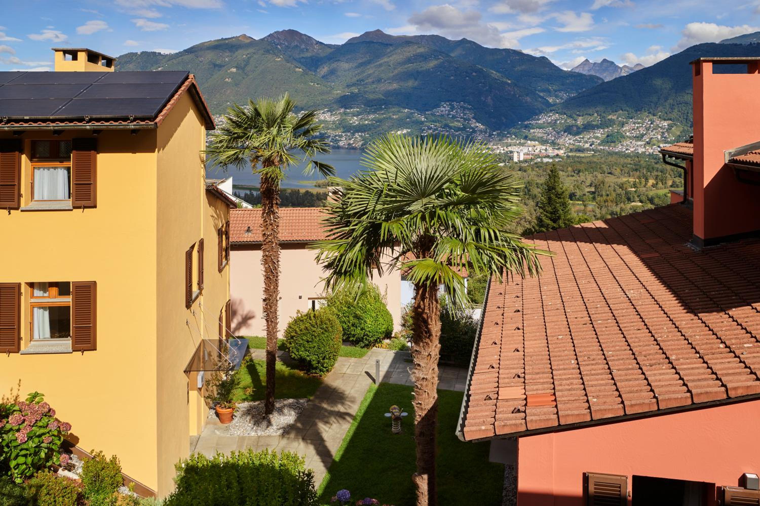 Reka-Ferienanlage Magadino view 3