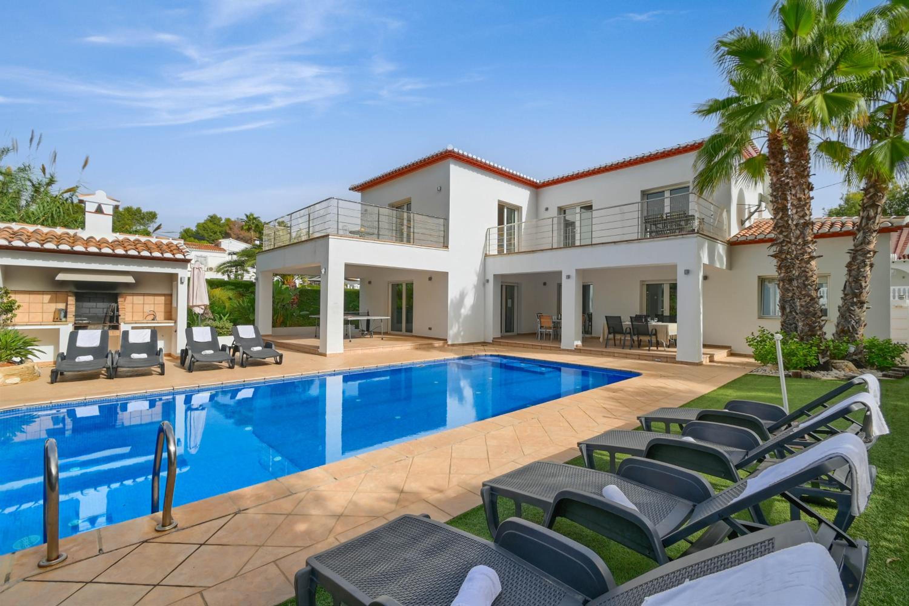 Villa Angels