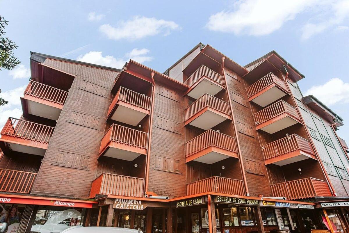 Bardot by CARDISuites view 2