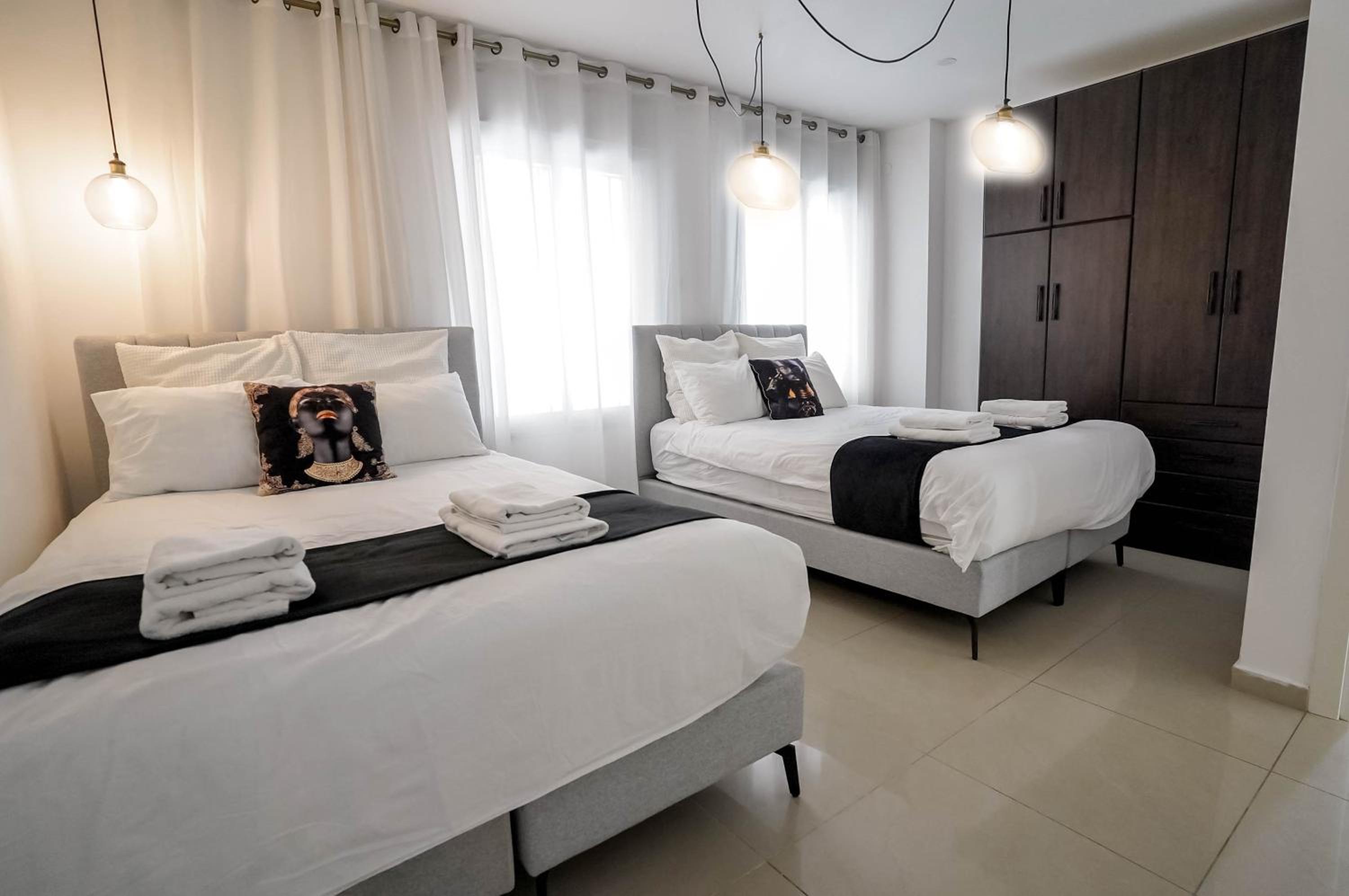 YalaRent Mountainside Duplexes with Private Pool