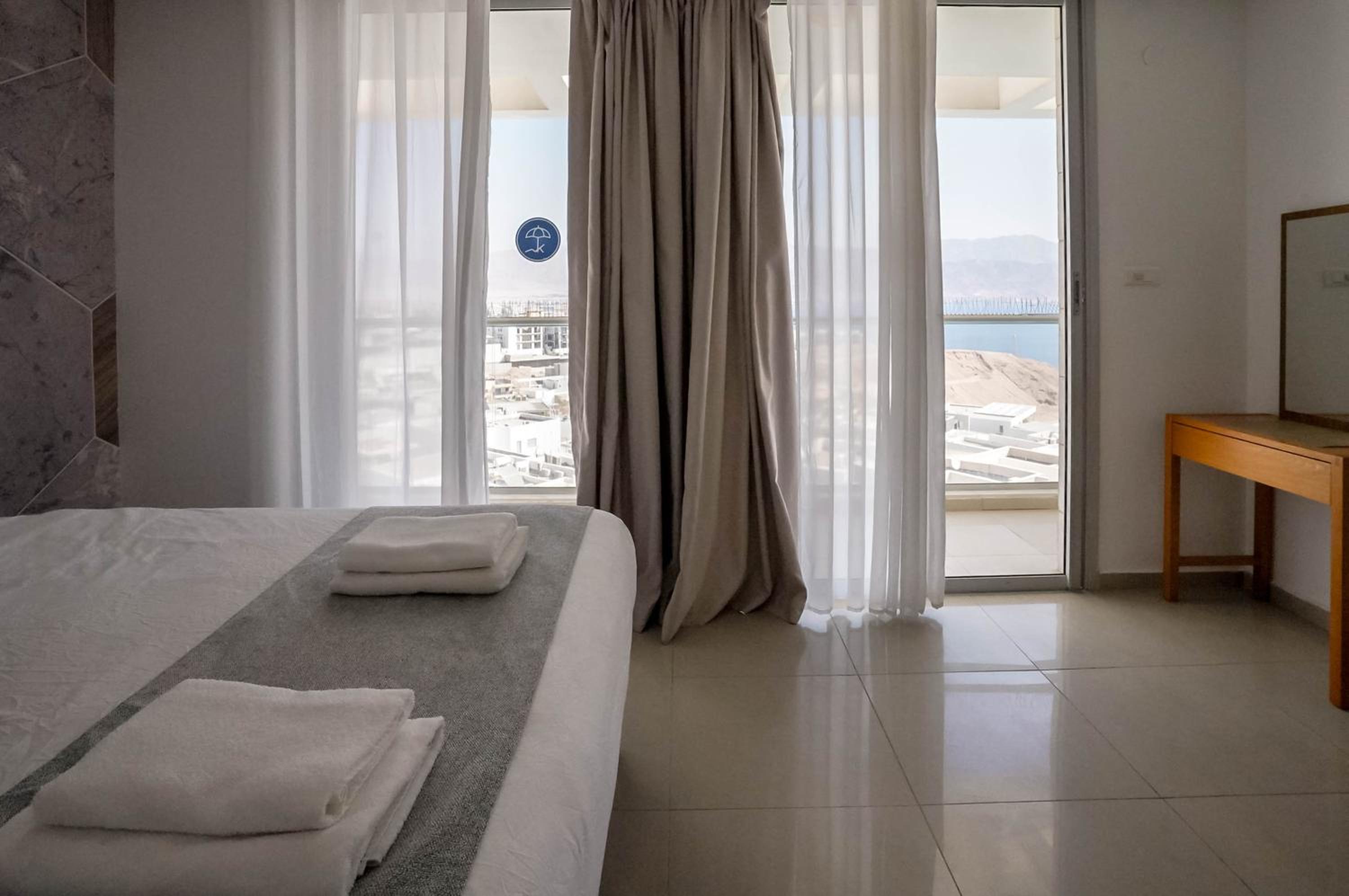 YalaRent Mountainside Duplexes with Private Pool
